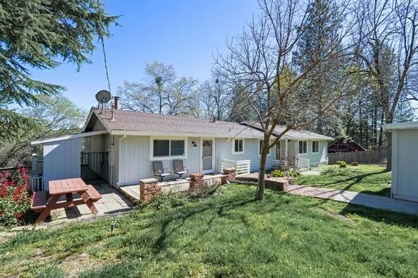 24980 N Canyon WAY, Colfax, CA 95713