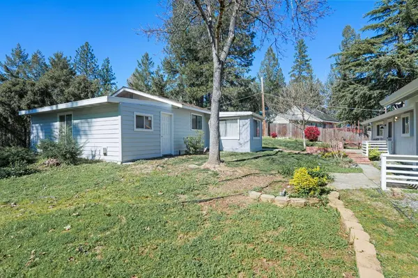 24980 N Canyon WAY, Colfax, CA 95713