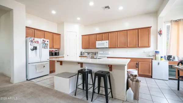 2662 E LA COSTA Drive, Gilbert, AZ 85298