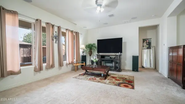 2662 E LA COSTA Drive, Gilbert, AZ 85298