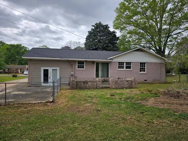 112 Anderson Dr, Greenwood, SC 29646