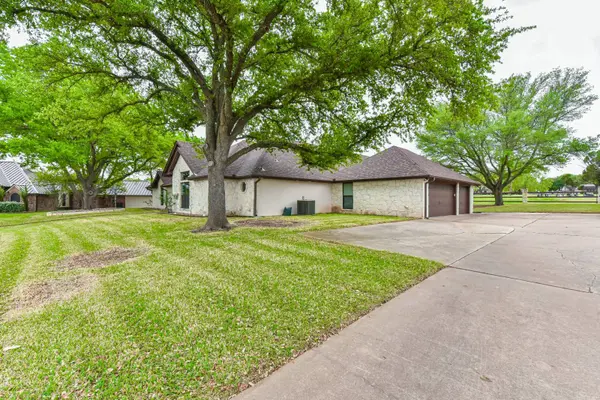 5827 Greenforest Circle, Kileen, TX 76543