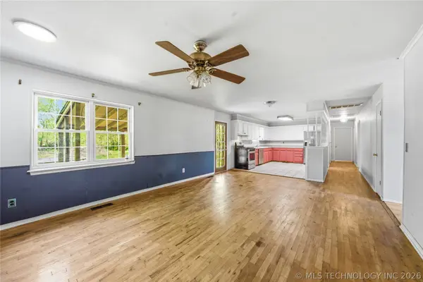 7195 E Battenfield DR, Claremore, OK 74019