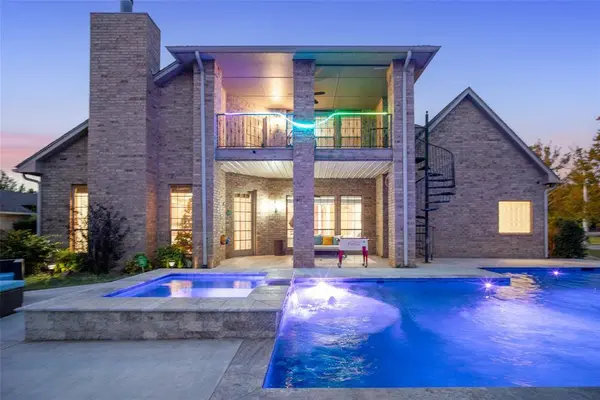 1032 W Lindsey ST, Norman, OK 73069