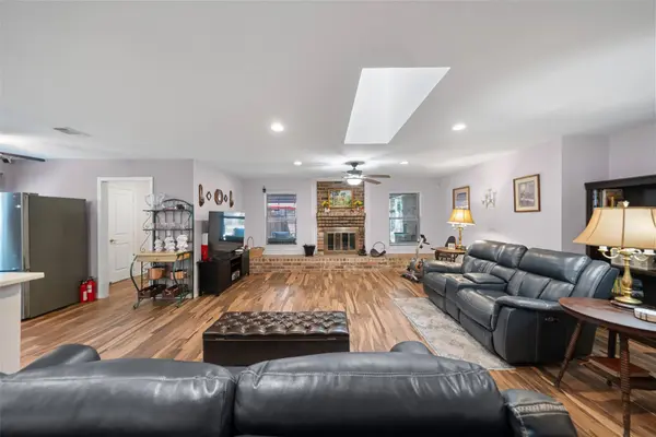 10710 Idlebrook DR, Houston, TX 77070