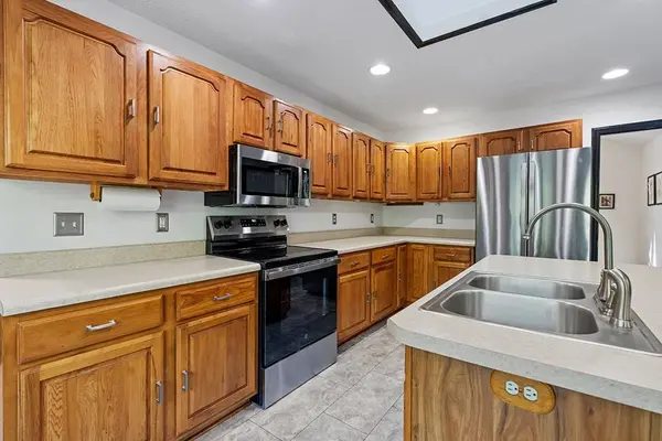 119 Pucketts Pointe Road, Greenwood, SC 29469