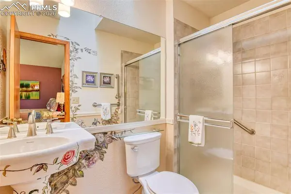 8611 Chancellor DR, Colorado Springs, CO 80920