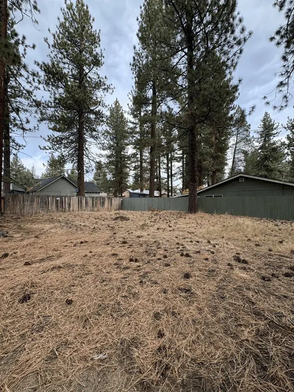 2495 Chris AVE, South Lake Tahoe, CA 96150