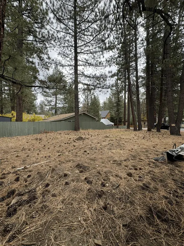 2495 Chris AVE, South Lake Tahoe, CA 96150