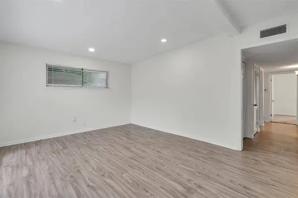 4609 Lois Street, Fort Worth, TX 76119