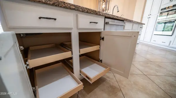 313 W VERDE Lane, Tempe, AZ 85284
