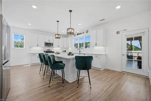 1910 Briton LN, Chesapeake, VA 23322