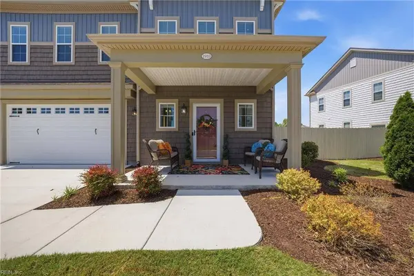 1910 Briton LN, Chesapeake, VA 23322
