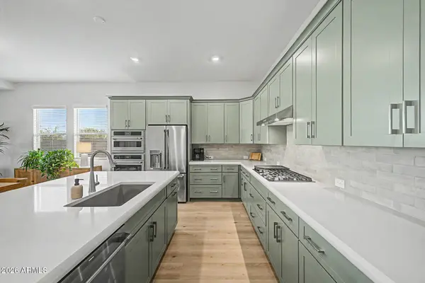 23011 E ARROWHEAD Trail, Queen Creek, AZ 85142