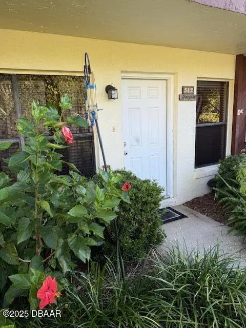 108 Lacosta LN, Daytona Beach, FL 32114