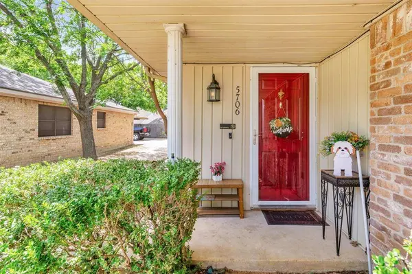 5706 Bramblewood Court, Arlington, TX 76017