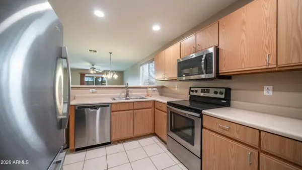 2010 S LAWTHER Drive, Apache Junction, AZ 85120