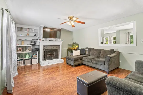 102 Hicks Ct, Ninety Six, SC 29666