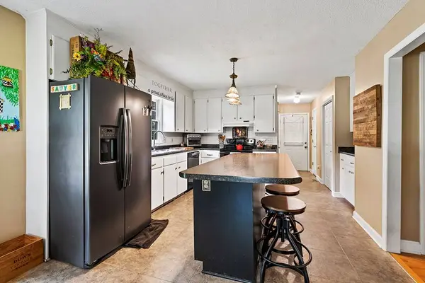 103 Morningside Dr, Greenwood, SC 29649