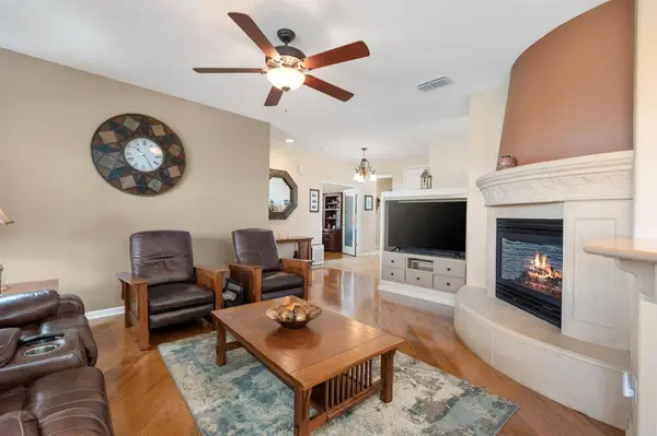2060 Laurelhurst LN, Lincoln, CA 95648