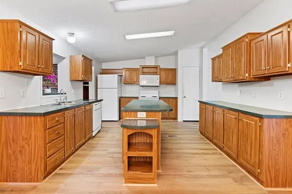6 Branyon Circle, Due West, SC 29639