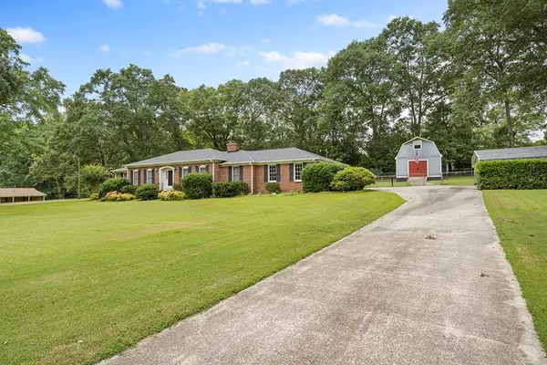 104 Harvey Dr, Honea Path, SC 29654