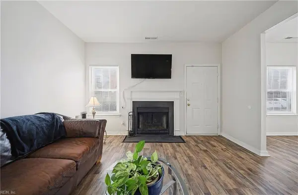 5008 Gatehouse WAY, Virginia Beach, VA 23455
