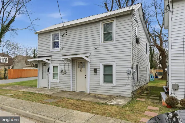 45 AND 45 1/2 RACE ST, Winchester, VA 22601