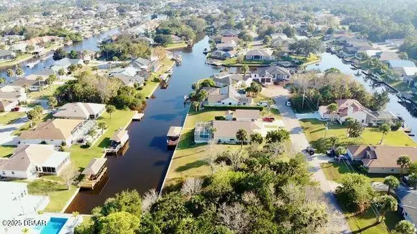 5 Colonia CT, Palm Coast, FL 32137