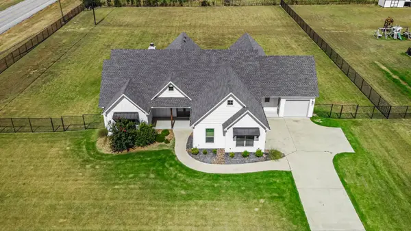 6303 Beau Allen Court, Salado, TX 76571