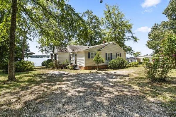 2283 Pineland Shores Cir