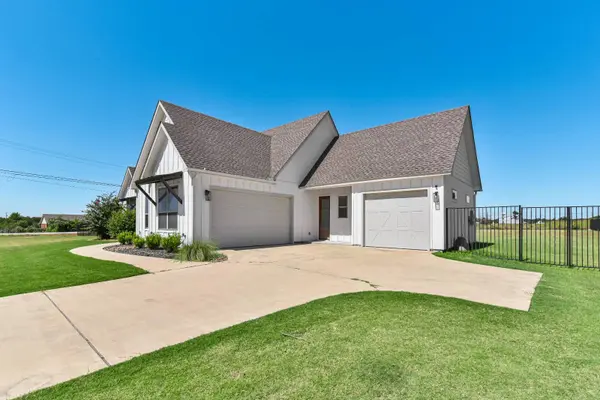 6303 Beau Allen Court, Salado, TX 76571