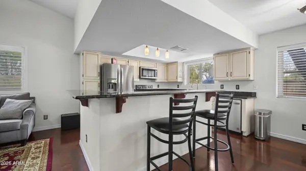 1338 E SUNBURST Lane, Tempe, AZ 85284
