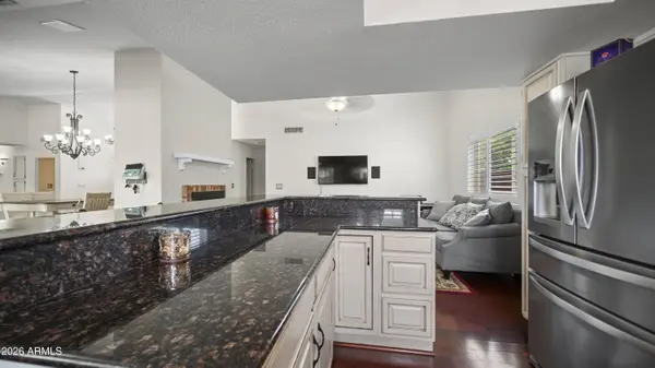 1338 E SUNBURST Lane, Tempe, AZ 85284