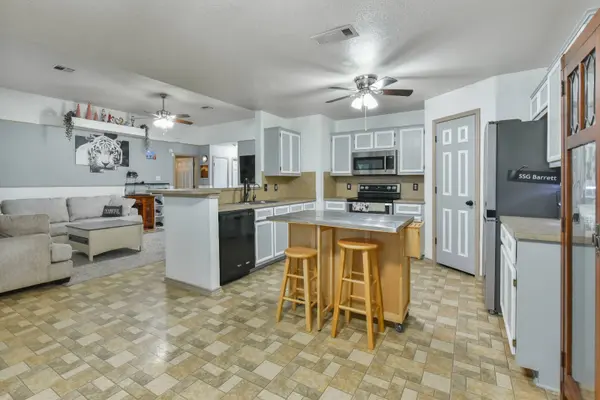 2911 Markos Drive, Copperas Cove, TX 76522