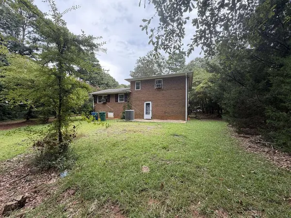 307 N Bethune St, Greenwood, SC 29646
