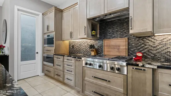 2442 E PLUM Street, Gilbert, AZ 85298