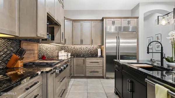 2442 E PLUM Street, Gilbert, AZ 85298