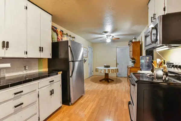 1711 Greenwood Avenue, Killeen, TX 76541