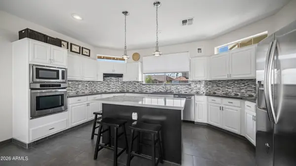 8621 S MAPLE Avenue, Tempe, AZ 85284