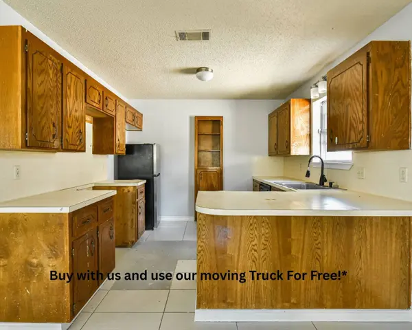 1906 Stardust Street, Killeen, TX 76543
