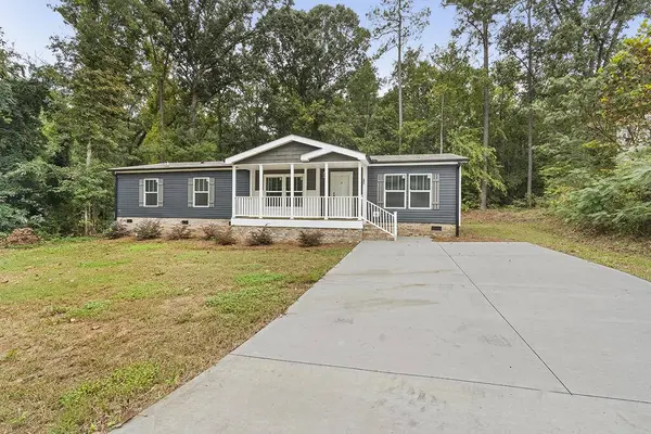 207 Beach Dr