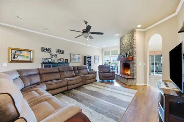 6877 S 304th East Avenue, Broken Arrow, OK 74014