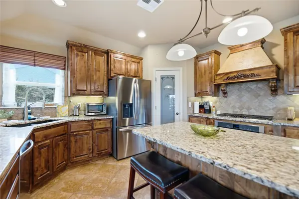 6877 S 304th East Avenue, Broken Arrow, OK 74014