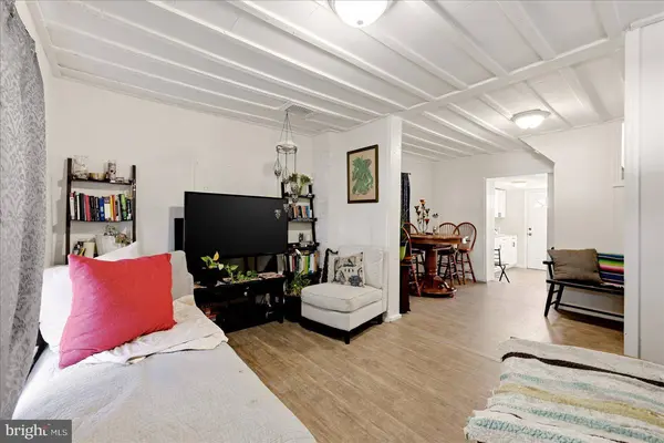 9 & 11 E PALL MALL ST, Winchester, VA 22601