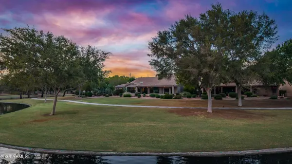 8905 E EMERALD Drive, Sun Lakes, AZ 85248