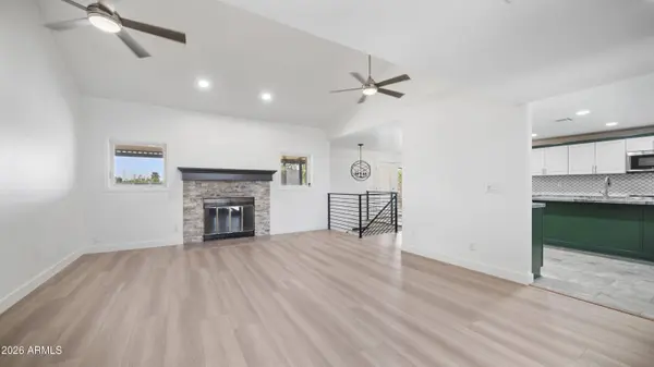 325 W MANHATTON Drive, Tempe, AZ 85282