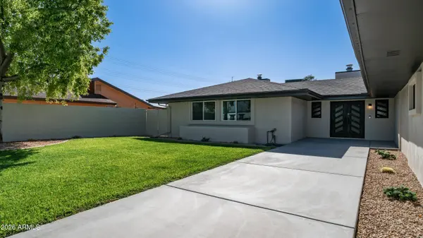 325 W MANHATTON Drive, Tempe, AZ 85282