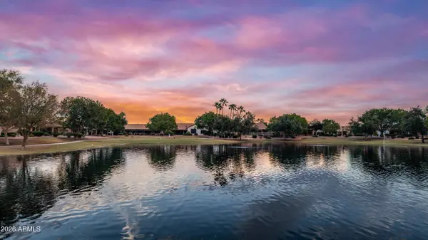 8905 E EMERALD Drive, Sun Lakes, AZ 85248