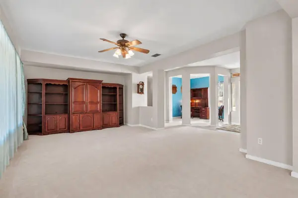 1064 Paragon LN, Lincoln, CA 95648